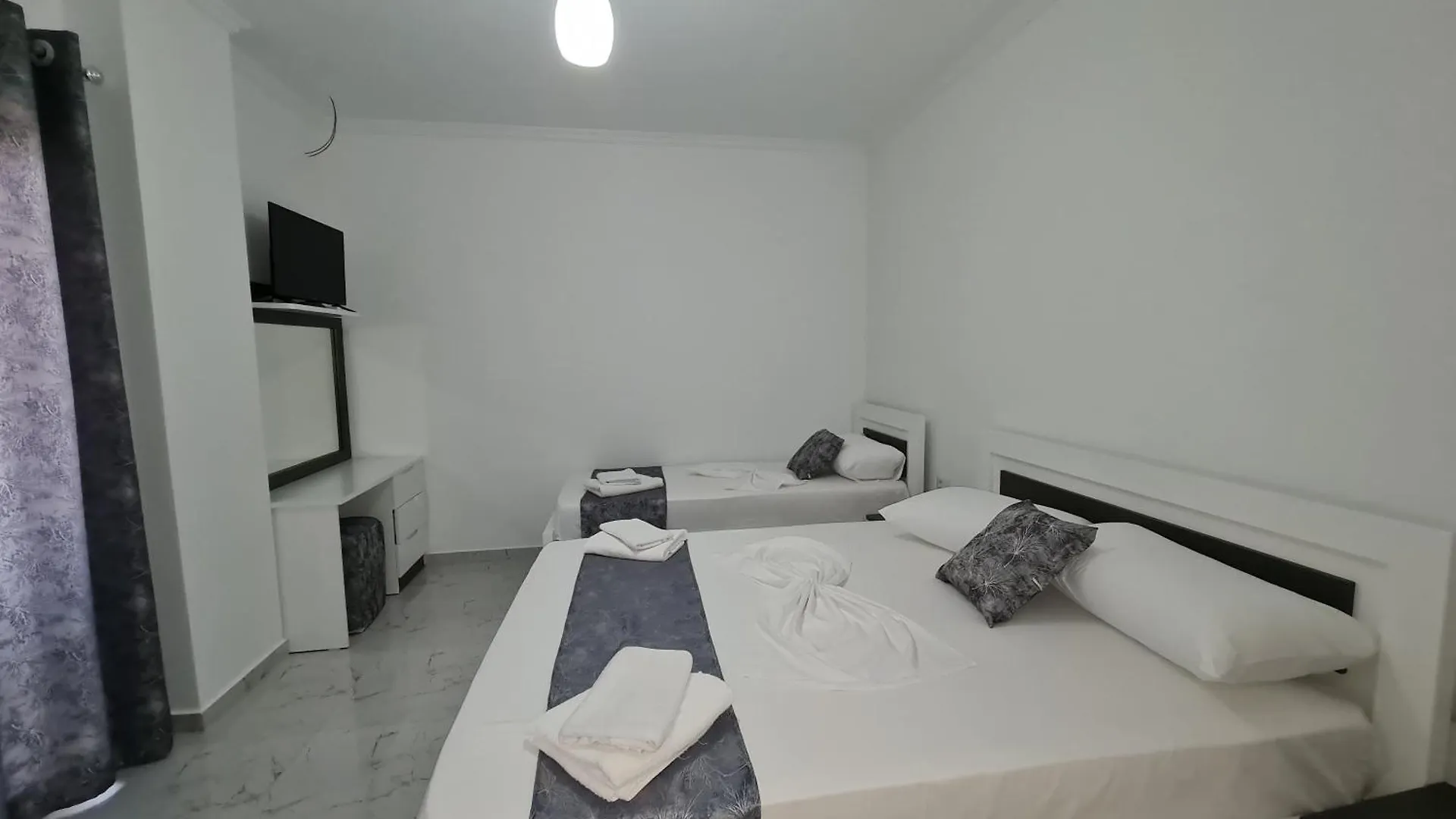 Irdi Aparthotel Ksamil Apartment