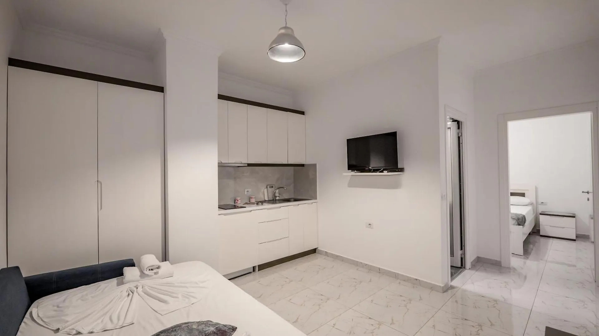 Irdi Aparthotel Εξαμίλιο 0*,