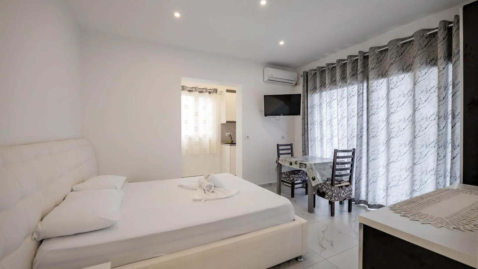 Apartment Irdi Aparthotel Ksamil