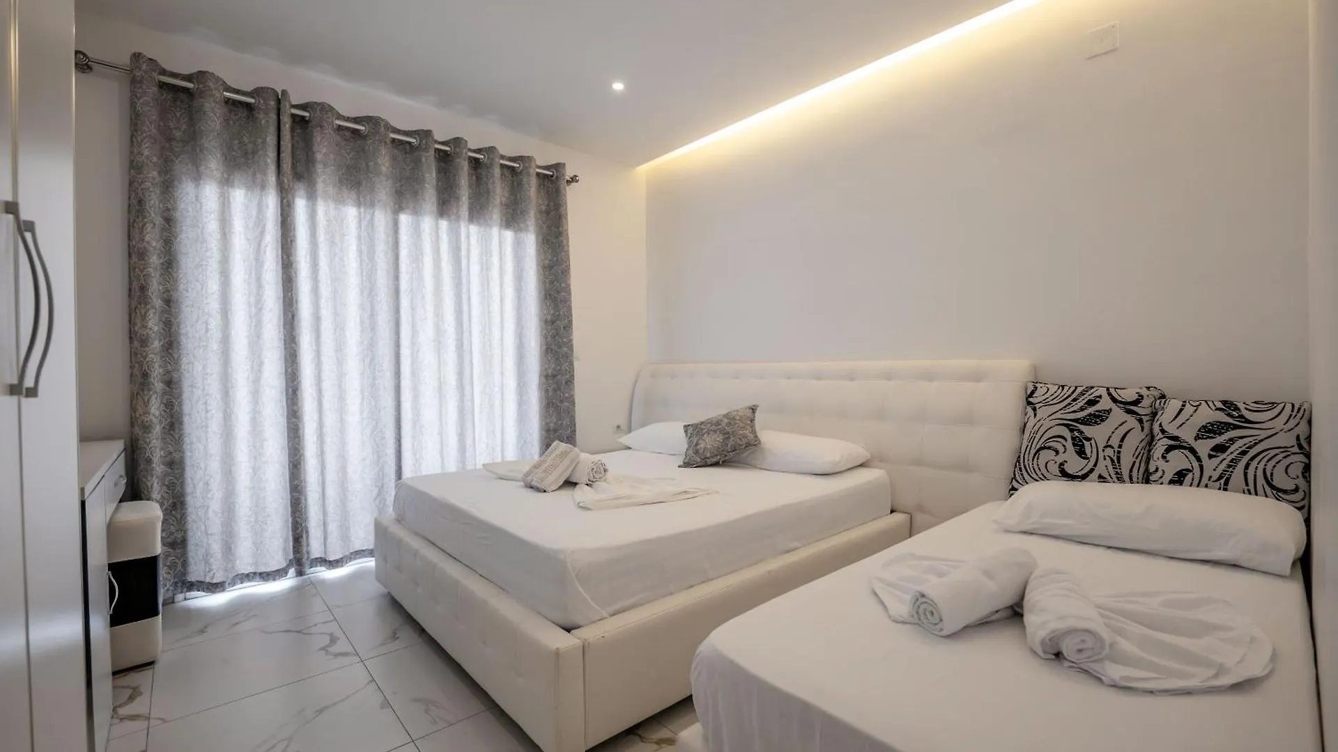 Irdi Aparthotel Ksamil