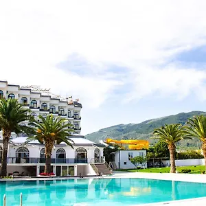 Serenita Otel Altınoluk